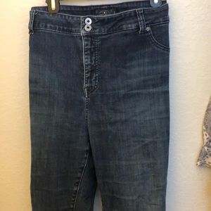 LUCKY BRAND JEANS